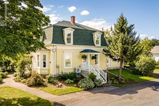 House for Sale, 141 Commercial Street, Berwick, NS