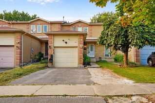 Townhouse for Sale, 398 Bristol Cres, Oshawa, ON