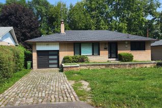 Bungalow for Rent, 331 Jaybell Grve #Main, Toronto, ON