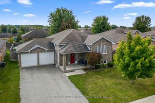 Detached House for Sale, 42 Whitfield Cres, Springwater, ON