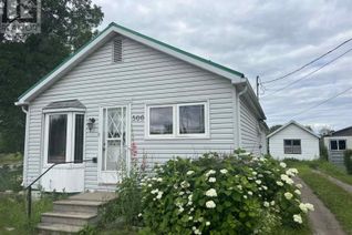 Detached House for Sale, 506 Mackenzie Ave W, Atikokan, ON