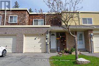 Townhouse for Rent, 37 Woody Vine Way, Toronto (Bayview Village), ON