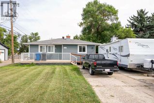 House for Sale, 2007 15 Street, Coaldale, AB