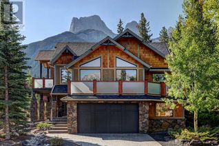 Detached House for Sale, 220 Miskow Close, Canmore, AB