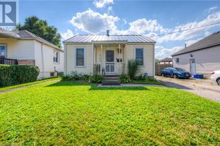 Bungalow for Sale, 36 Norfolk Avenue, Cambridge, ON