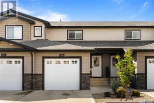 Townhouse for Sale, 302 2 Savanna Crescent, Pilot Butte, SK