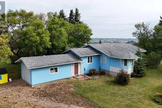 Bungalow for Sale, 25566 Highway 42, Rural Red Deer County, AB