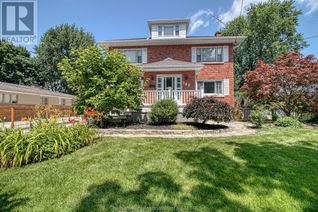 Detached House for Sale, 189 Elizabeth Street, Chatham, ON