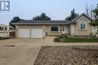 Bungalow for Sale, 5407 52 Street, Taber, AB