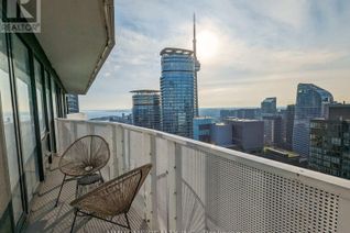 Condo Apartment for Sale, 100 Harbour Street #6103, Toronto (Waterfront Communities), ON