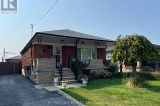 Bungalow for Rent, 16 Marta Avenue #Main, Toronto (Clairlea-Birchmount), ON