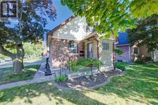 Duplex for Sale, 126 Spadina Road W, Kitchener, ON