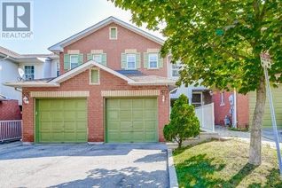 Condo Townhouse for Sale, 517 Winkworth Court, Newmarket (Gorham-College Manor), ON