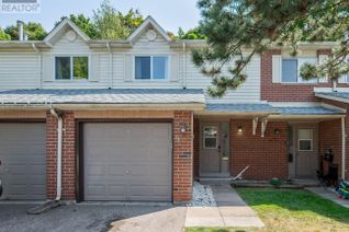 Townhouse for Sale, 577 Jack Giles Circle, Newmarket (Summerhill Estates), ON