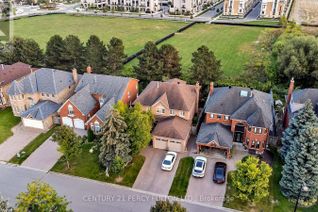 Detached House for Sale, 19 Landmark Court, Markham (Unionville), ON