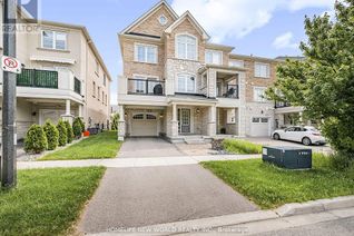 Freehold Townhouse for Sale, 83 Minlow Way, Aurora, ON