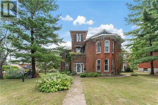 Triplex for Sale, 220 Dundas Street W, Napanee, ON