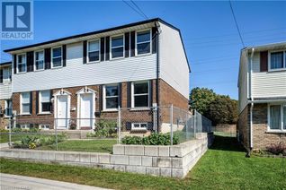 Townhouse for Sale, 930 Amberdale Crescent, Kingston, ON