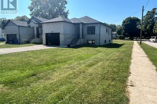 House for Sale, 165 Gordon Street North, Bothwell, ON