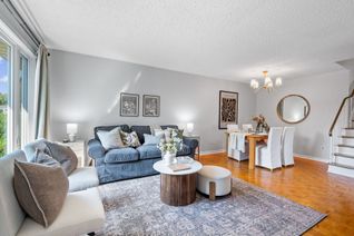 Backsplit for Sale, 35 Hepworth Dr, Toronto, ON