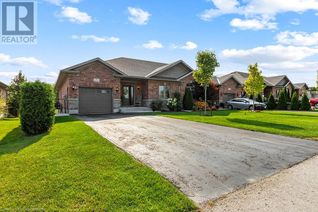 Bungalow for Sale, 10 Brown Street S, Clifford, ON