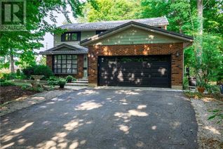 House for Sale, 16 Camrose Drive, Brantford, ON