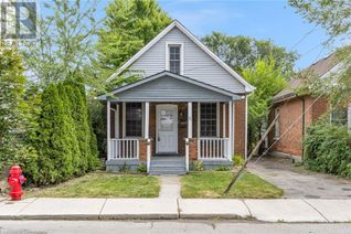 Detached House for Sale, 6 Ben Lomond Place, Hamilton, ON