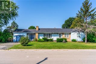 Bungalow for Sale, 43 Norwich Road, Stoney Creek, ON