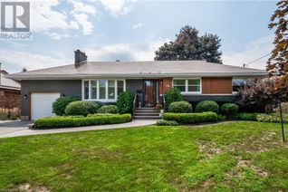 Bungalow for Sale, 976 Danforth Avenue, Burlington, ON