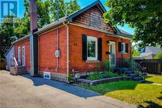 Detached House for Sale, 42 Emilie Street, Brantford, ON