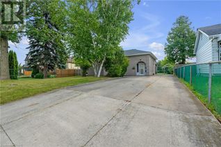 Bungalow for Sale, 42 Deerhurst Road, Stoney Creek, ON