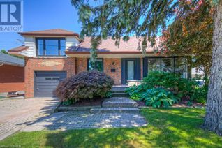 Detached House for Sale, 6 Shirley Street, Dundas, ON