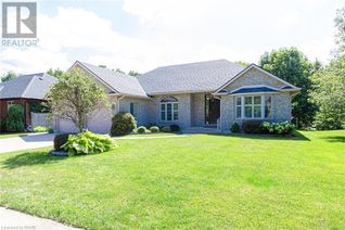 Detached House for Sale, 4 Forest Wood Drive, Port Dover, ON