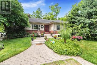 Detached House for Sale, 2 Mountain Brow Boulevard, Hamilton, ON