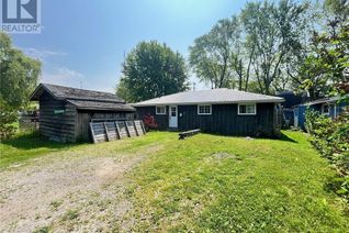 Bungalow for Sale, 2030 First Avenue, Selkirk, ON