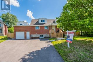 Detached House for Sale, 19 George Street, Richmond Hill, ON