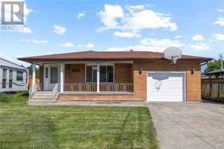 Backsplit for Sale, 2958 Lloyd George Boulevard, Windsor, ON