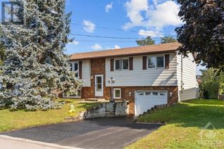 Raised Ranch-Style House for Sale, 233 Sarah Street, Carleton Place, ON