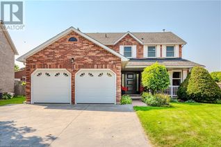 Detached House for Sale, 22 Pezzack Street, Cambridge, ON