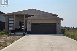 Raised Ranch-Style House for Sale, 103 Kingsbridge Drive, Amherstburg, ON