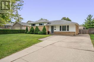 Sidesplit for Sale, 1105 Capri Street, Sarnia, ON