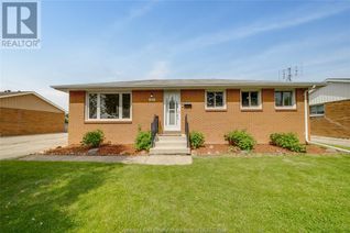 Detached House for Sale, 2929 Rivard, Windsor, ON