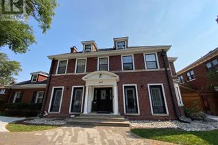 Townhouse for Rent, 1610 Victoria Avenue #UPPER, Windsor, ON