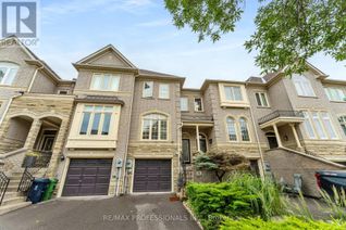 Freehold Townhouse for Sale, 7 Greystone Court, Toronto (Mimico), ON