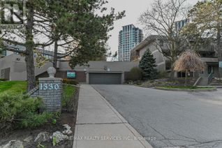 Townhouse for Sale, 1330 Mississauga Valley Boulevard #64, Mississauga (Mississauga Valleys), ON