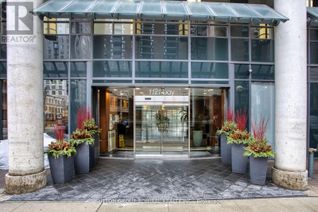 Condo Apartment for Sale, 1121 Bay Street #707, Toronto (Bay Street Corridor), ON