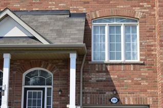 Freehold Townhouse for Rent, 319 Aspendale Cres #Main/Up, Mississauga, ON