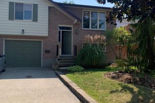 Bungalow for Rent, 319 White Rock Cres, Waterloo, ON