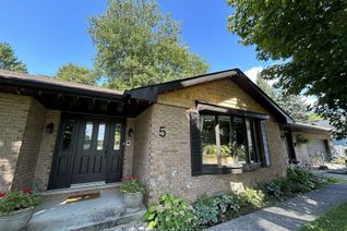 Detached House for Sale, 5 Knob Hill Crt, Minden Hills, ON