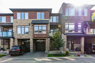 Townhouse for Sale, 30 Times Square Blvd #125, Hamilton, ON